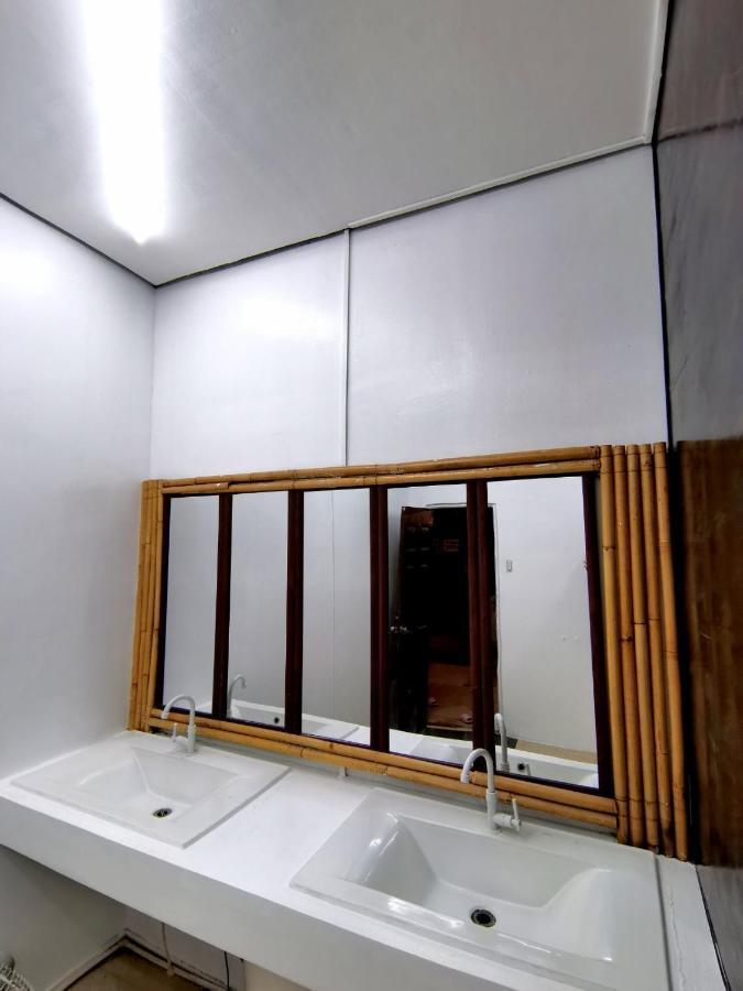 Big Paul Hostel El Nido Zewnętrze zdjęcie